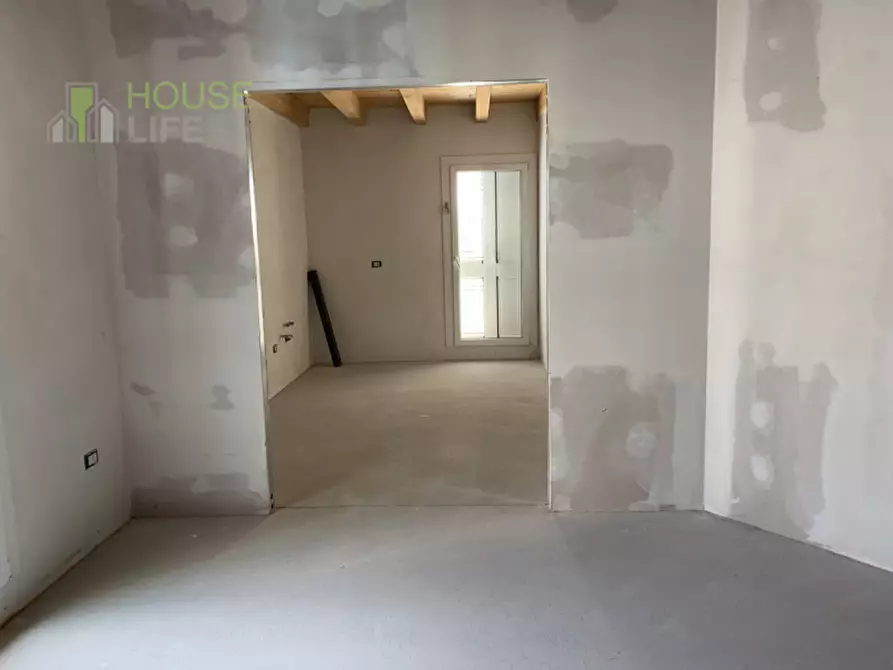 Immagine 5 di Appartamento in vendita  in via ferrarin a Thiene