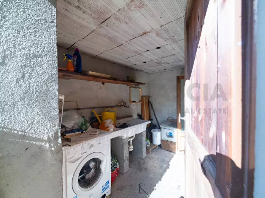 Immagine 17 di Appartamento in vendita  in Via di Parga a Pontassieve