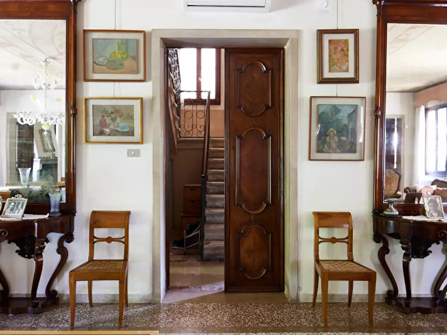Immagine 5 di Villa in vendita  a Mirano