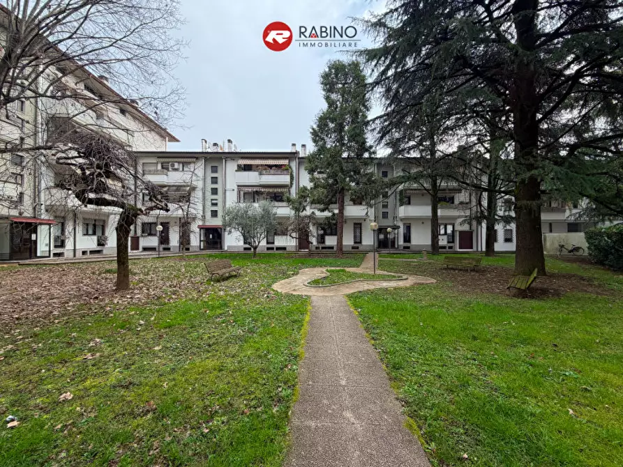 Immagine 1 di Appartamento in vendita  in Via Asti 3 a Udine