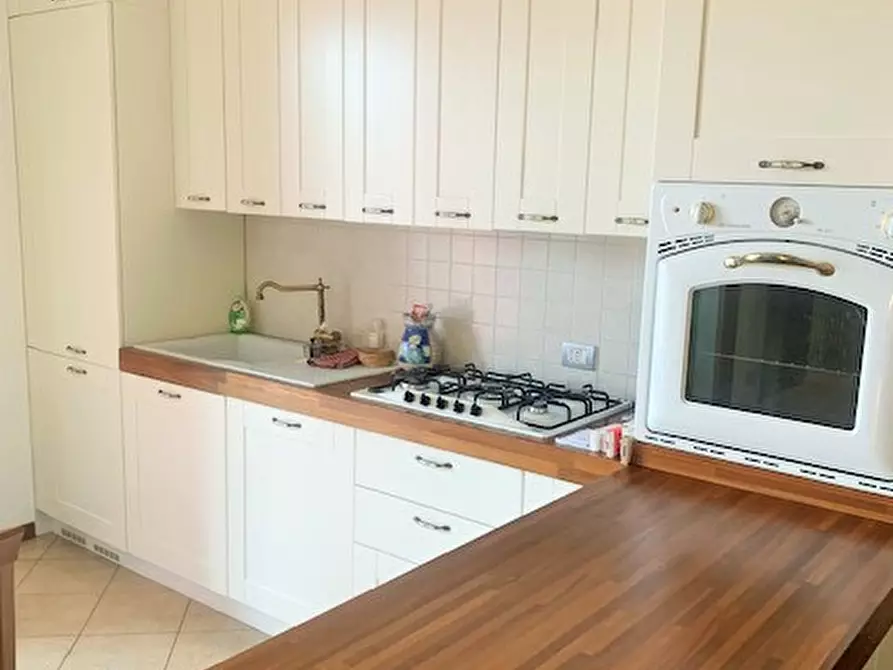 Immagine 5 di Appartamento in vendita  in Via San Pio X 34/a a Castelfranco Veneto