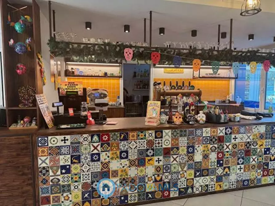 Immagine 1 di Attività commerciale in vendita  in Via Piovese, 129 a Padova
