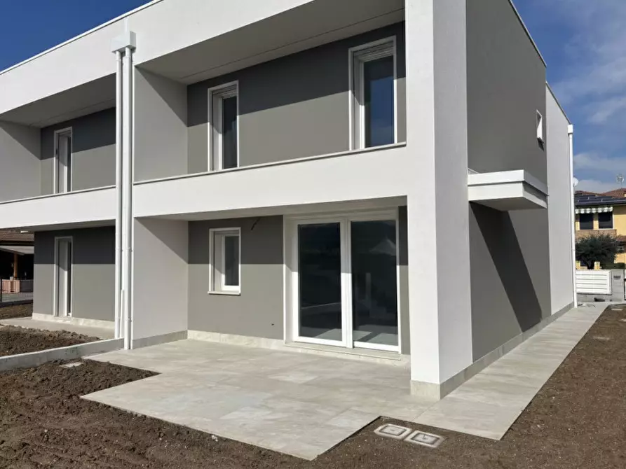 Immagine 2 di Casa bifamiliare in vendita  in Via Rovereto a Mestrino