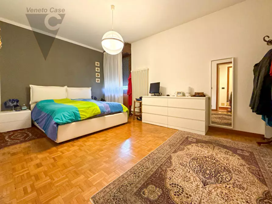 Immagine 8 di Appartamento in vendita  a Padova