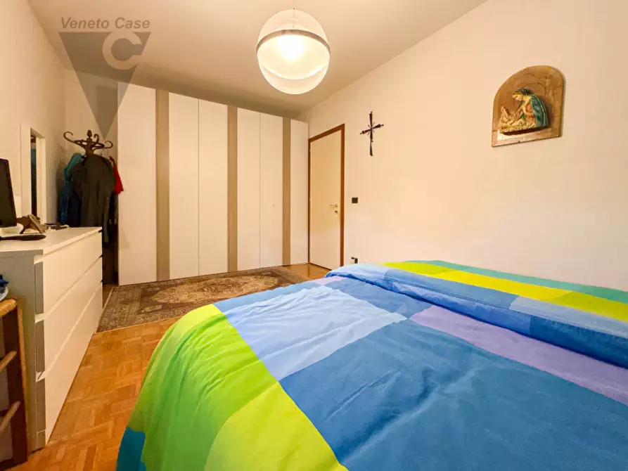 Immagine 10 di Appartamento in vendita  a Padova