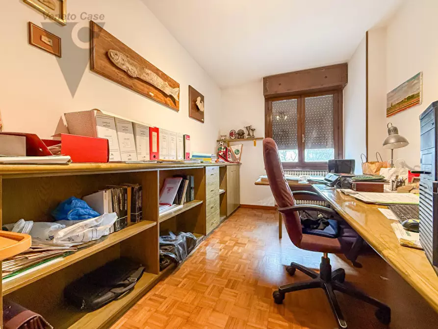 Immagine 12 di Appartamento in vendita  a Padova