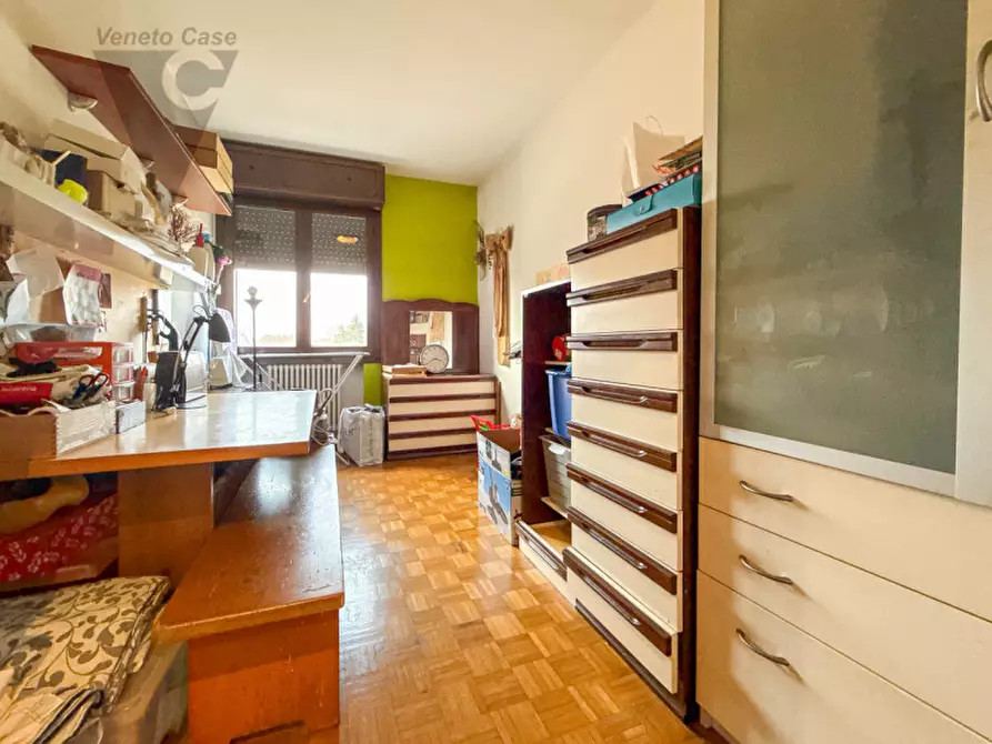 Immagine 13 di Appartamento in vendita  a Padova