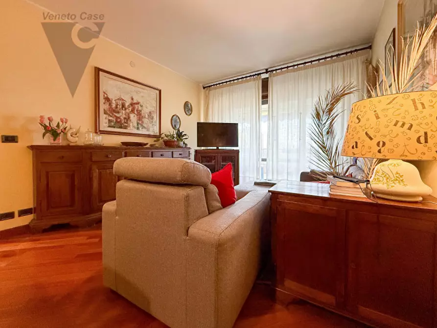 Immagine 19 di Appartamento in vendita  a Padova