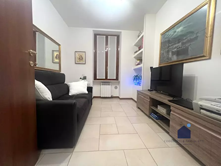 Immagine 15 di Appartamento in vendita  in via IV Novembre, 38 a Rezzato