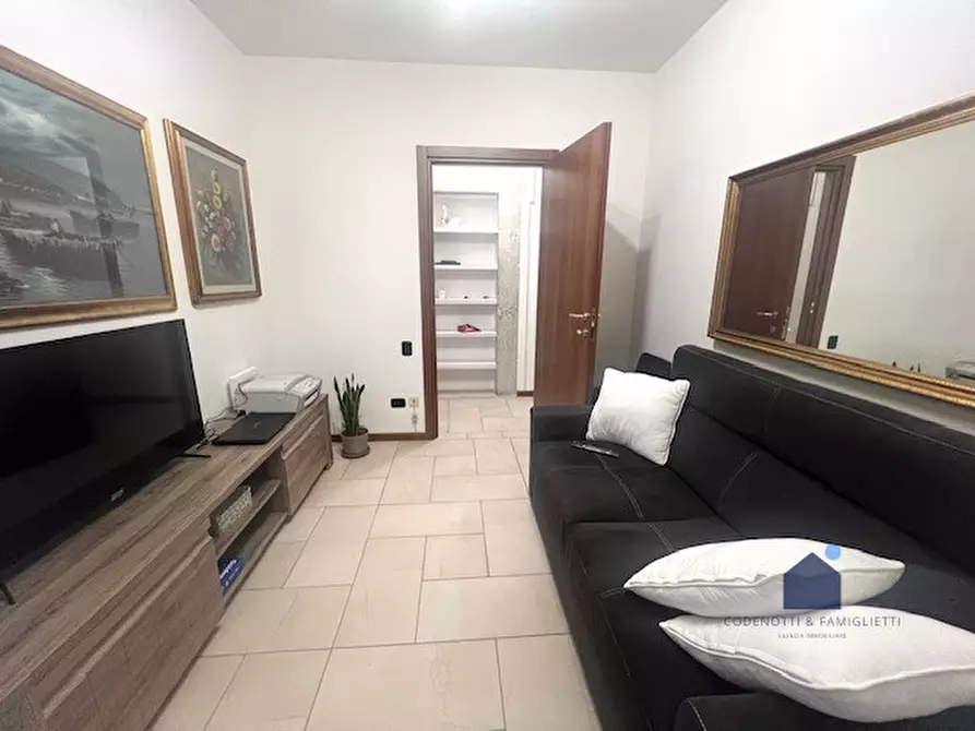 Immagine 15 di Appartamento in vendita  in via IV Novembre, 38 a Rezzato