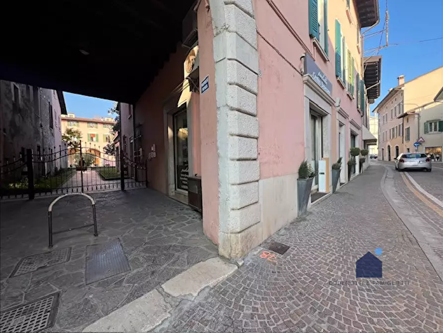 Immagine 58 di Appartamento in vendita  in via IV Novembre, 38 a Rezzato