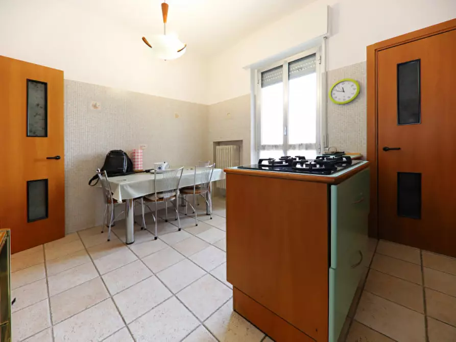 Immagine 10 di Appartamento in vendita  in Via Don Milani a Nova Milanese