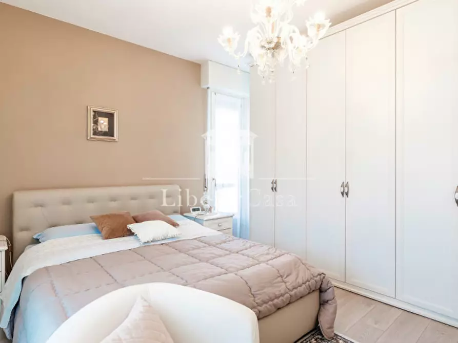 Immagine 14 di Appartamento in vendita  in Via  Solitro a Salò