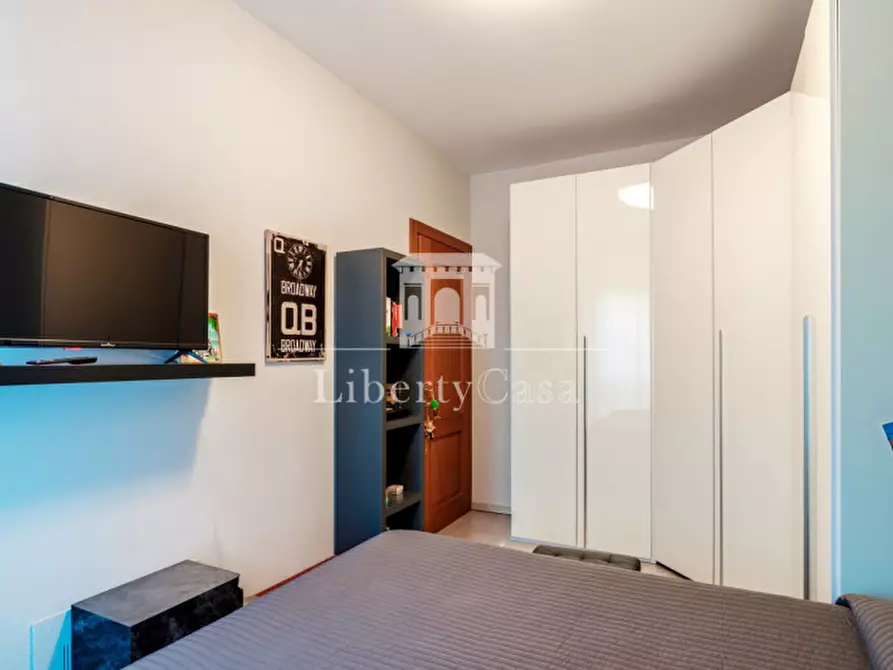 Immagine 16 di Appartamento in vendita  in Via  Solitro a Salò