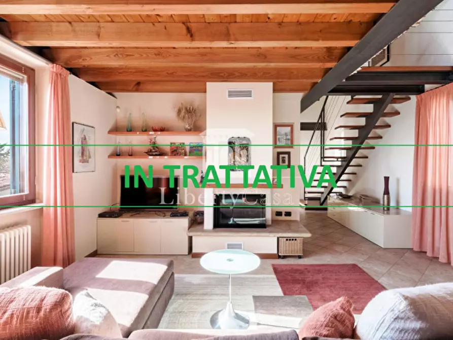 Immagine 1 di Appartamento in vendita  in Via Paolo VI a Puegnago Sul Garda