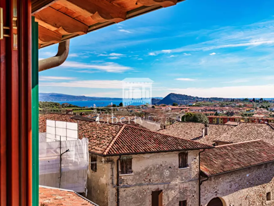 Immagine 4 di Appartamento in vendita  in Via Paolo VI a Puegnago Sul Garda