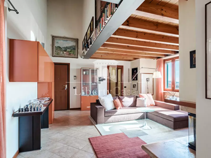 Immagine 10 di Appartamento in vendita  in Via Paolo VI a Puegnago Sul Garda