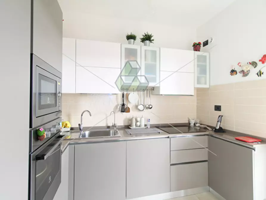 Immagine 8 di Attico in vendita  in Via Passo del Turchino a Roma