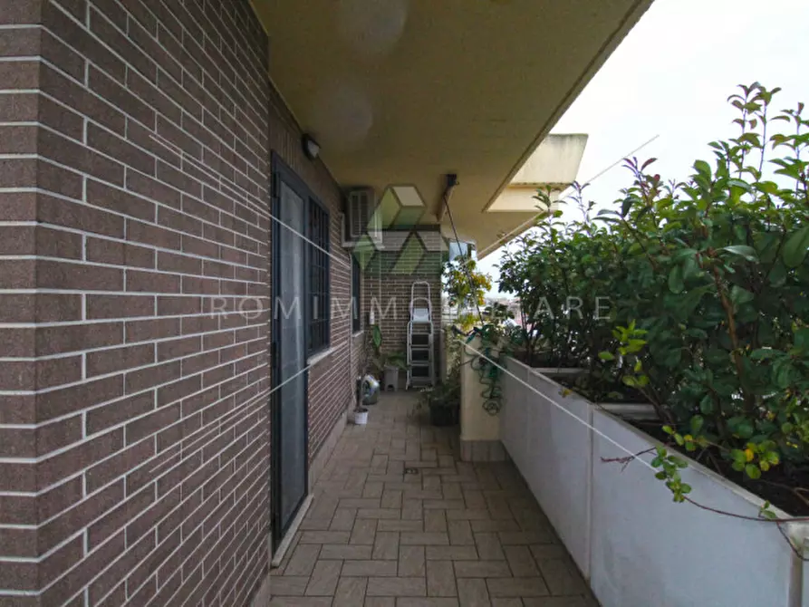 Immagine 30 di Attico in vendita  in Via Passo del Turchino a Roma