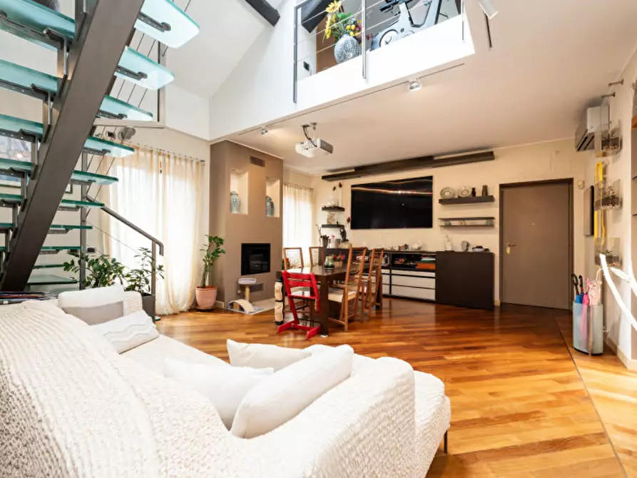 Immagine 1 di Appartamento in vendita  in via Enrico Noe 4 a Milano