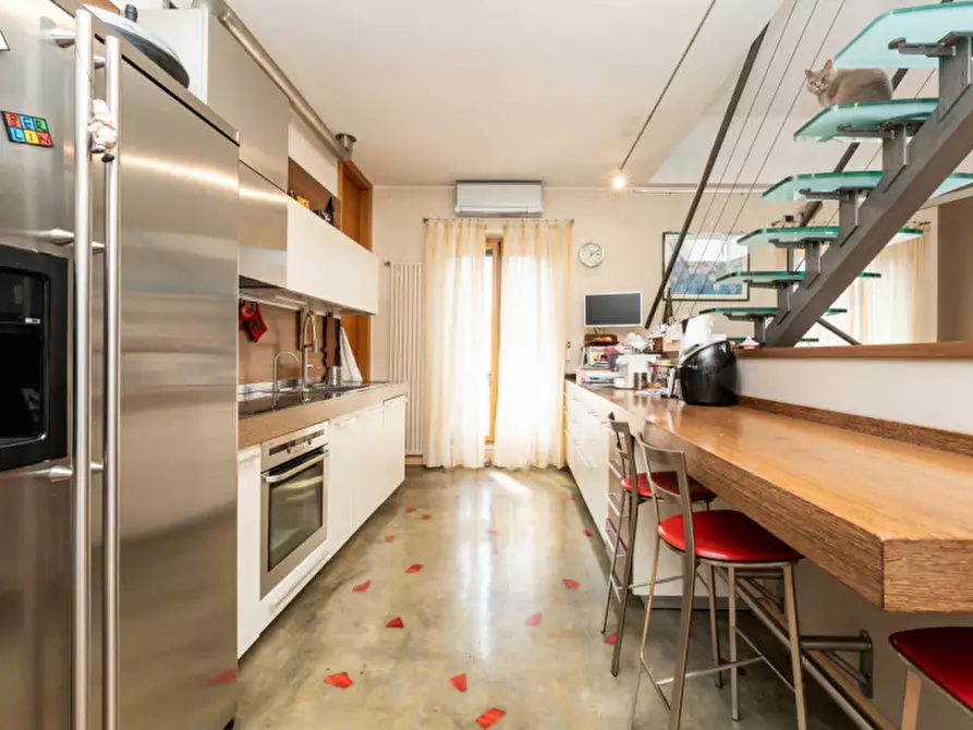 Immagine 6 di Appartamento in vendita  in via Enrico Noe 4 a Milano