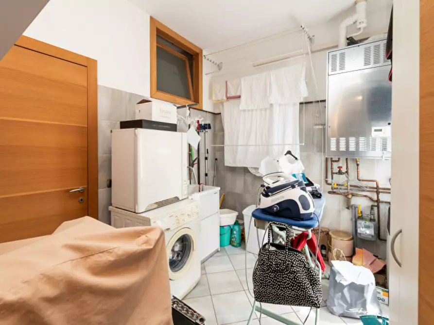 Immagine 10 di Appartamento in vendita  in via Enrico Noe 4 a Milano