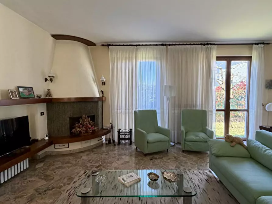 Immagine 6 di Villa in vendita  in Via Mantegna a Trezzano Sul Naviglio