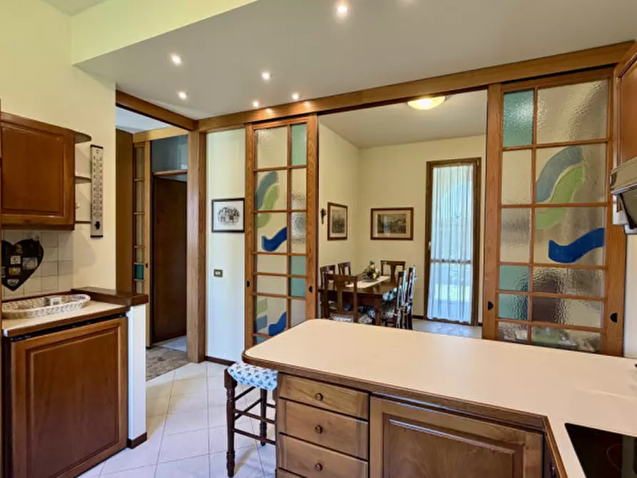 Immagine 14 di Villa in vendita  in Via Mantegna a Trezzano Sul Naviglio