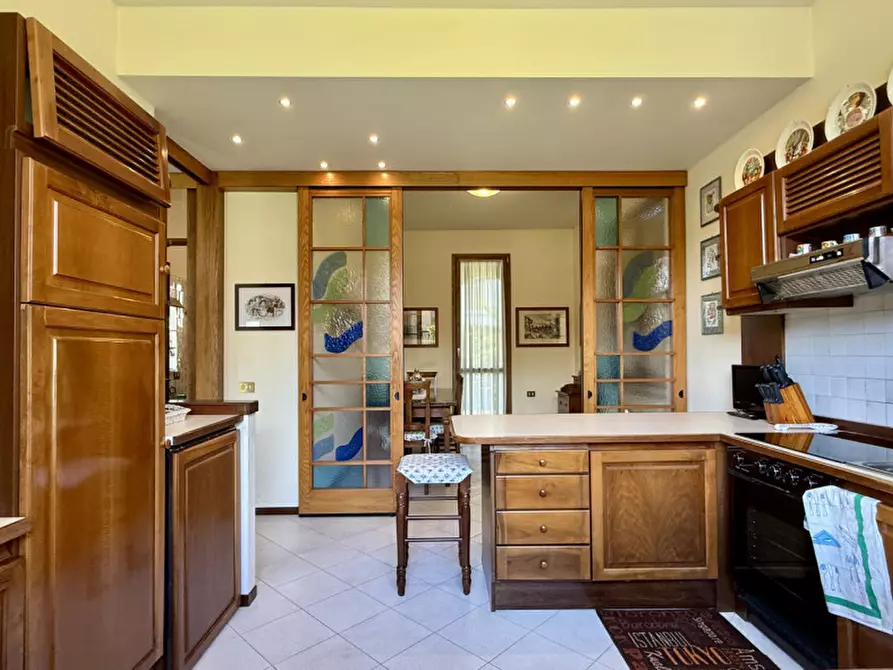 Immagine 15 di Villa in vendita  in Via Mantegna a Trezzano Sul Naviglio