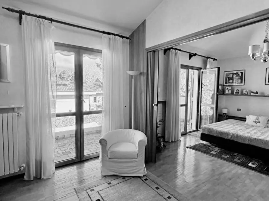 Immagine 28 di Villa in vendita  in Via Mantegna a Trezzano Sul Naviglio