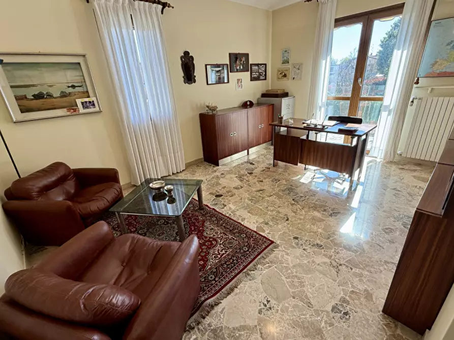 Immagine 36 di Villa in vendita  in Via Mantegna a Trezzano Sul Naviglio