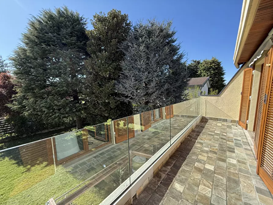 Immagine 37 di Villa in vendita  in Via Mantegna a Trezzano Sul Naviglio