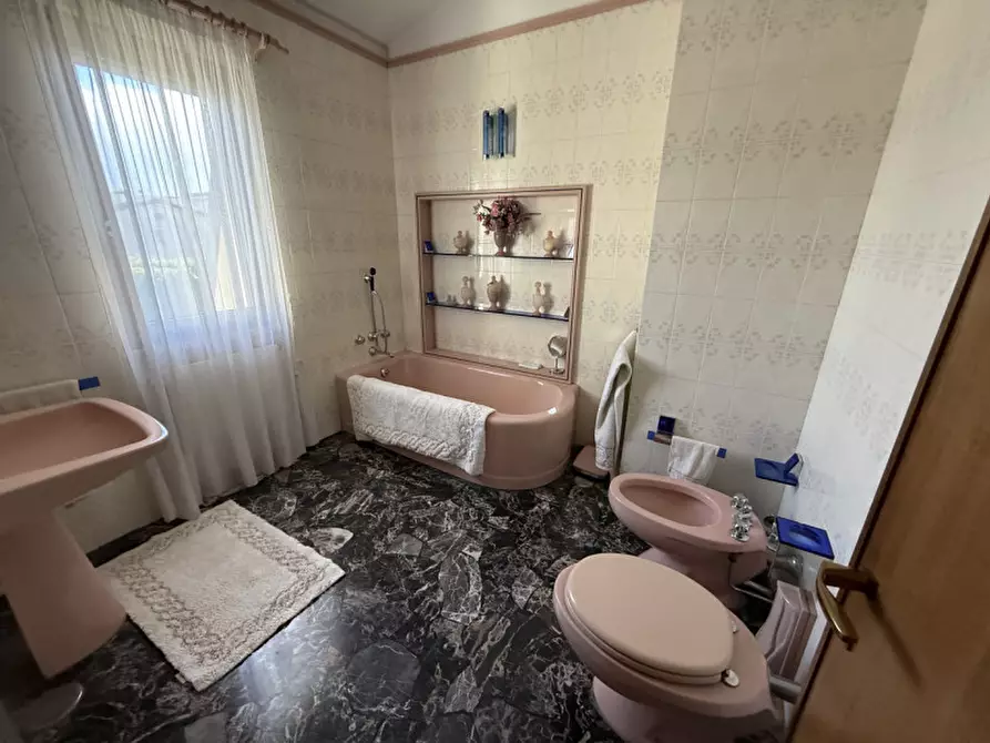 Immagine 43 di Villa in vendita  in Via Mantegna a Trezzano Sul Naviglio