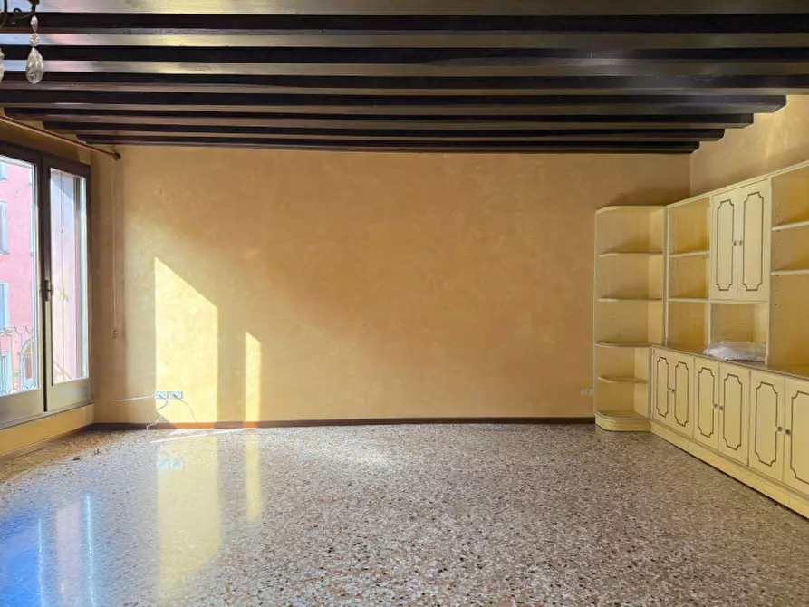 Immagine 6 di Appartamento in vendita  in Corso Padova, 25 a Vicenza