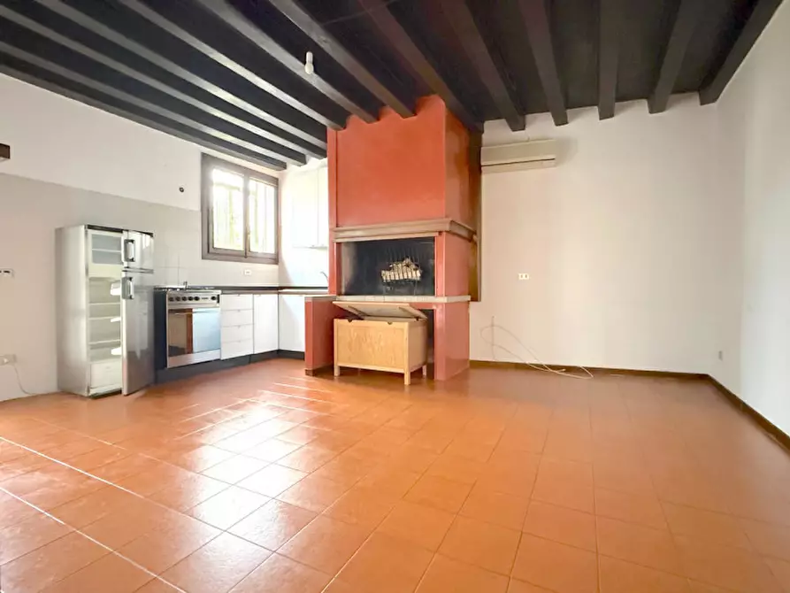 Immagine 10 di Appartamento in vendita  in Corso Padova, 25 a Vicenza