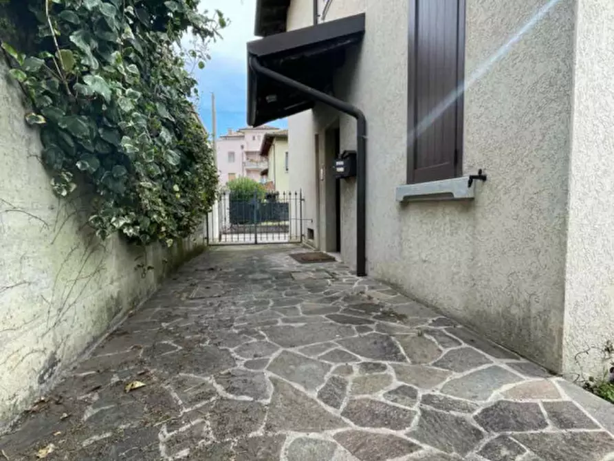 Immagine 1 di Casa bifamiliare in vendita  in Via Cavalleria a Pordenone