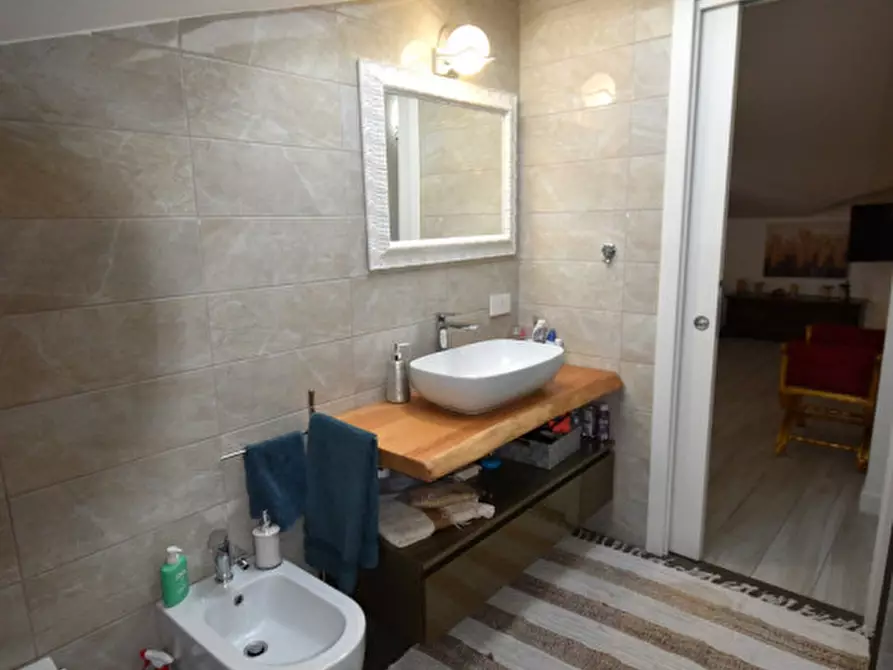 Immagine 39 di Villa in vendita  in Via Tuscolana a Frascati