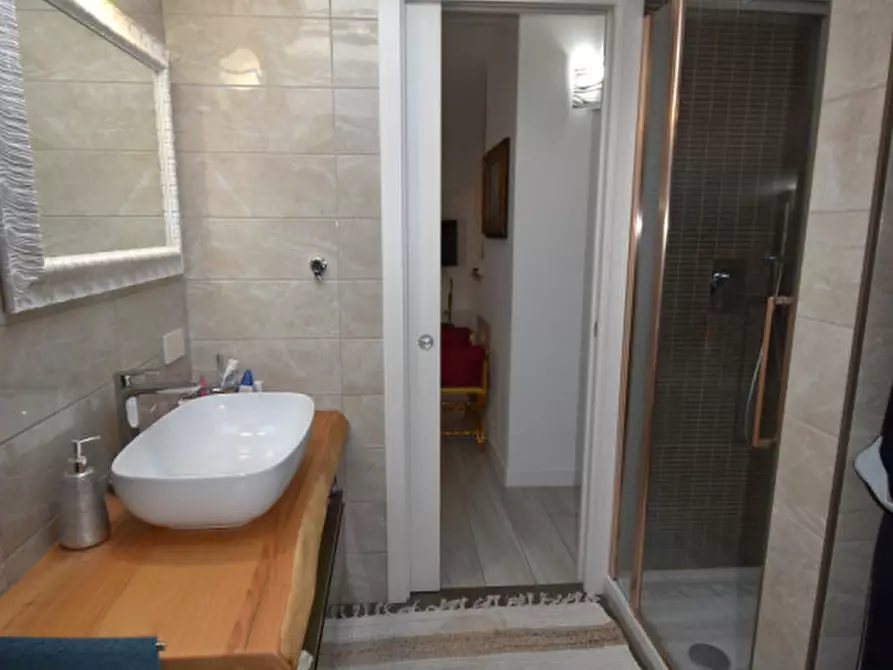 Immagine 40 di Villa in vendita  in Via Tuscolana a Frascati