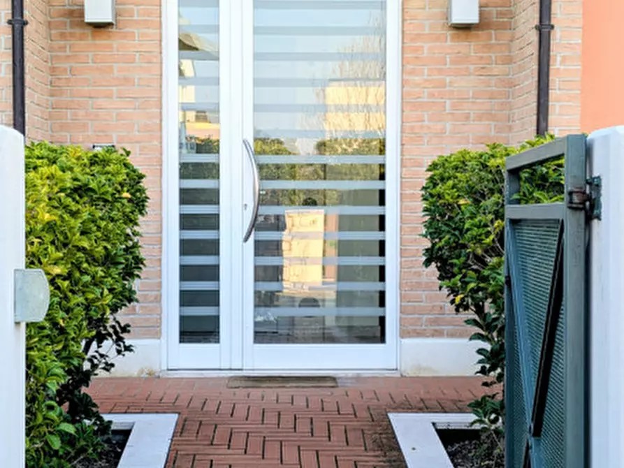 Immagine 2 di Appartamento in vendita  in Zugliano Via S. Bernardino 17 a Zugliano