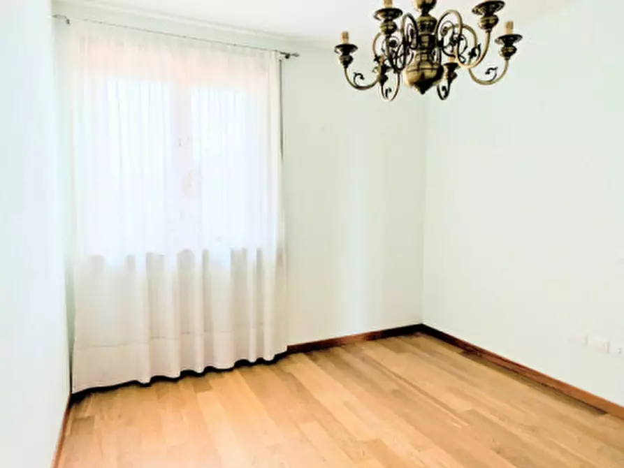 Immagine 11 di Appartamento in vendita  in Zugliano Via S. Bernardino 17 a Zugliano