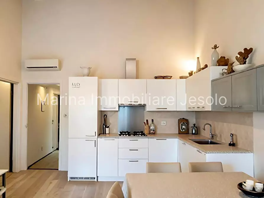Immagine 7 di Appartamento in vendita  in Via Monsignore Giovanni Marcato a Jesolo