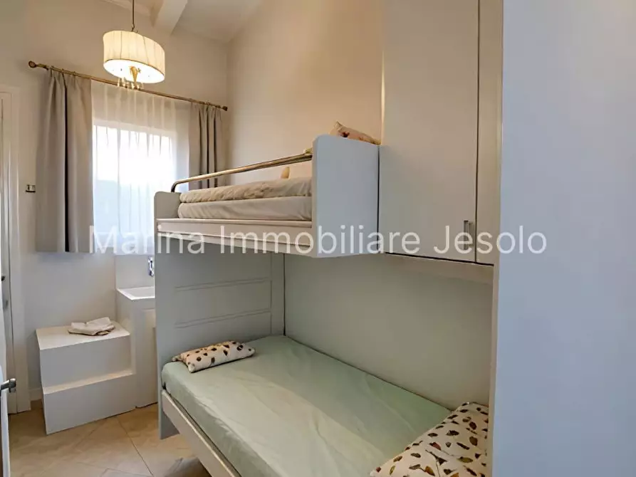 Immagine 7 di Appartamento in vendita  in Via Monsignore Giovanni Marcato a Jesolo