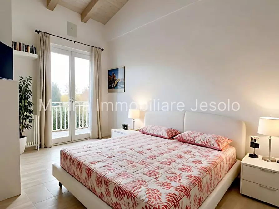 Immagine 9 di Appartamento in vendita  in Via Monsignore Giovanni Marcato a Jesolo