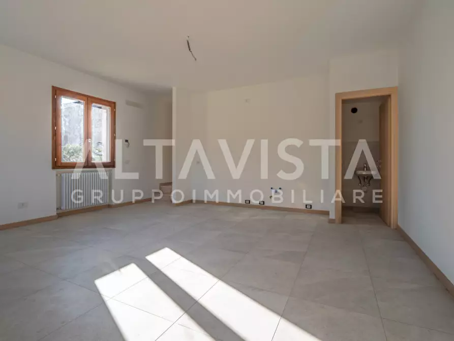 Immagine 8 di Villetta a schiera in vendita  a Rezzato