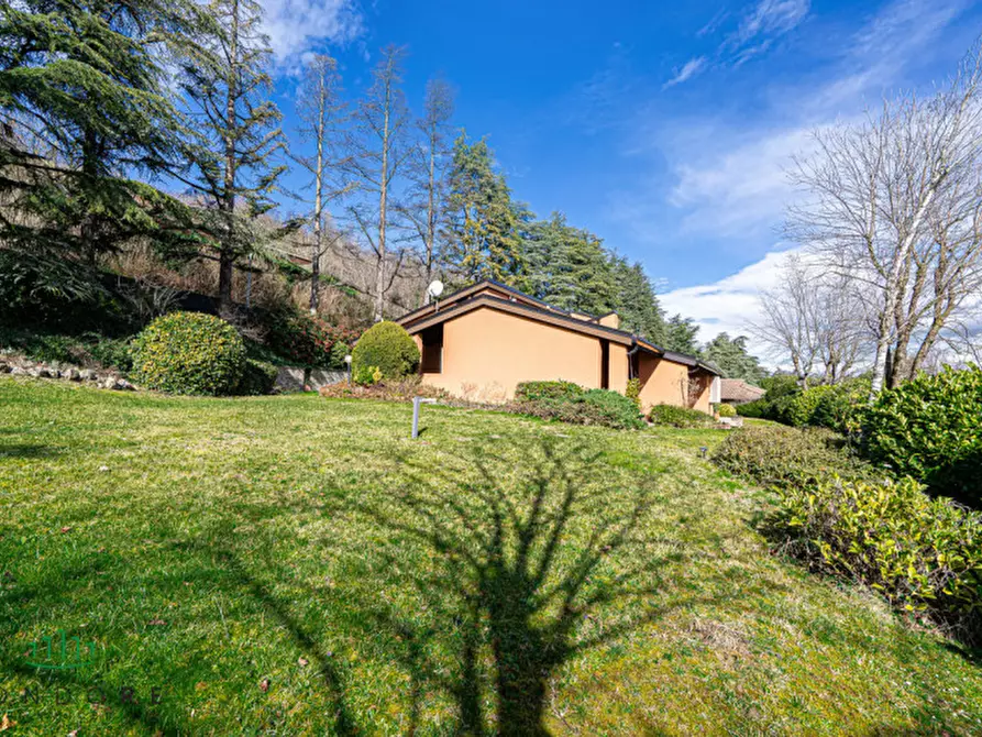 Immagine 12 di Villa in vendita  in Via dei Pini a Pianoro