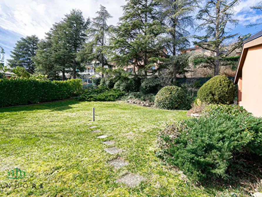 Immagine 16 di Villa in vendita  in Via dei Pini a Pianoro