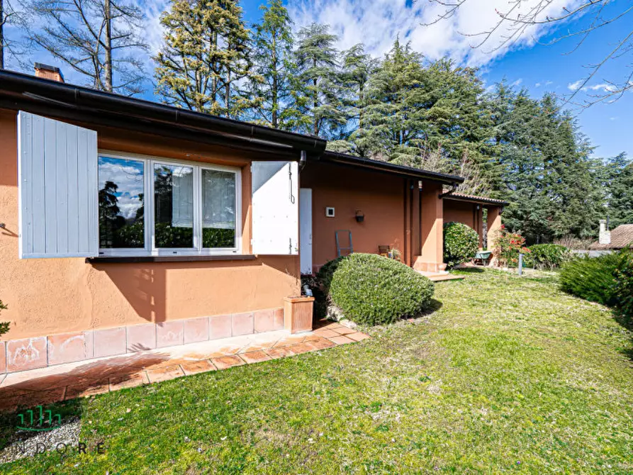 Immagine 18 di Villa in vendita  in Via dei Pini a Pianoro