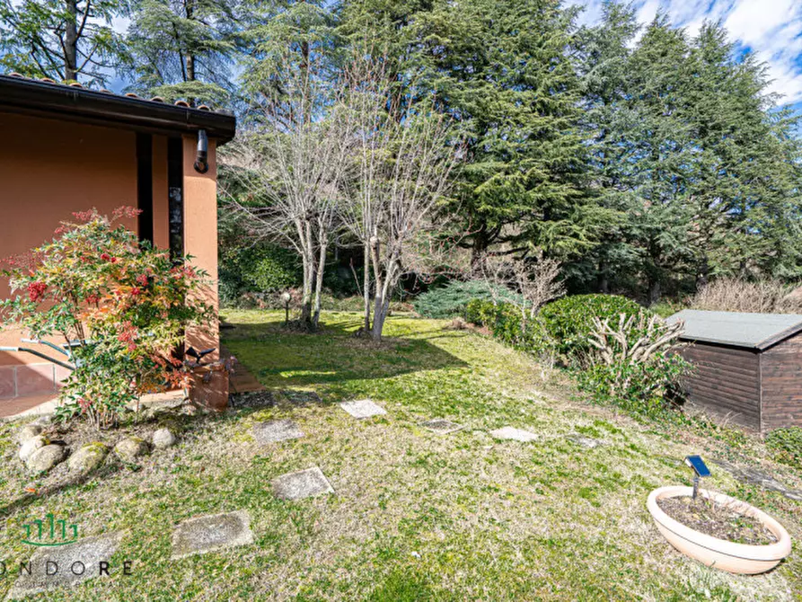 Immagine 24 di Villa in vendita  in Via dei Pini a Pianoro