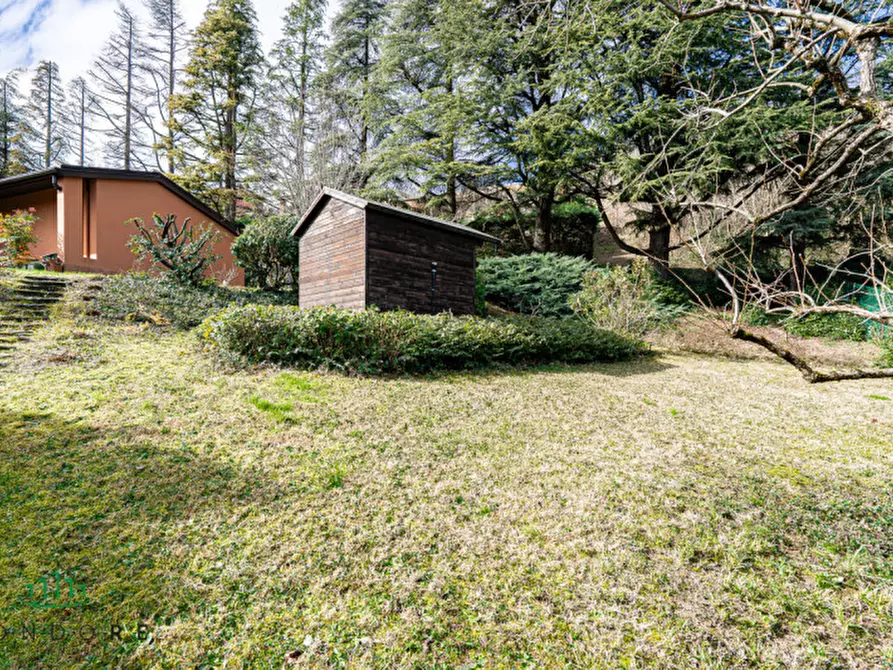 Immagine 26 di Villa in vendita  in Via dei Pini a Pianoro