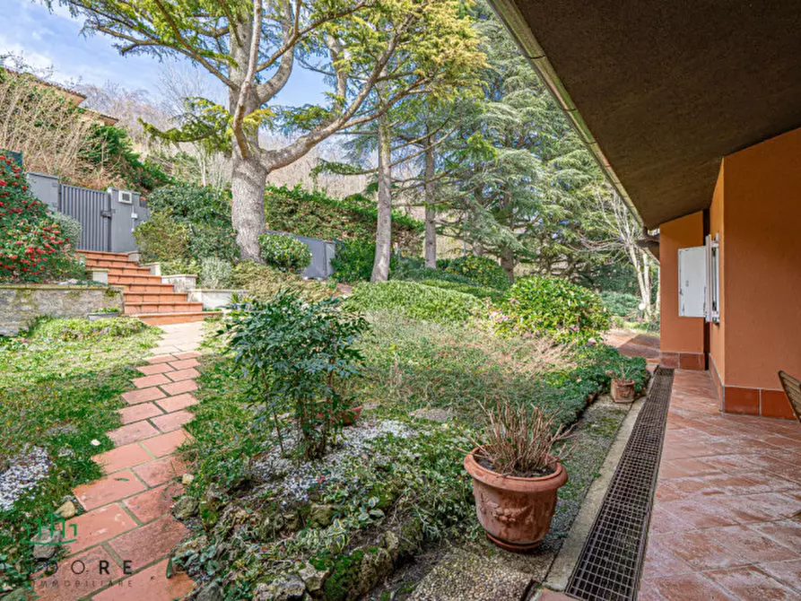 Immagine 37 di Villa in vendita  in Via dei Pini a Pianoro